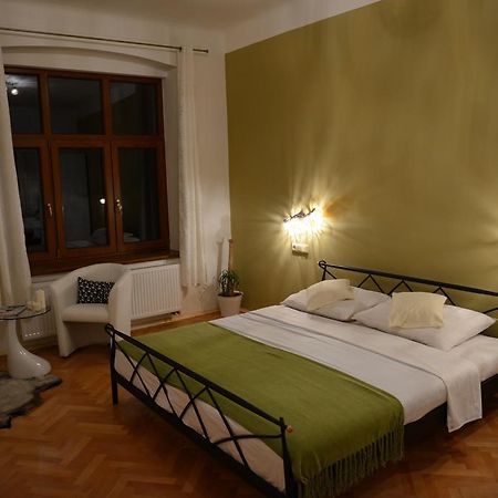 Apartment Rumunska リベレツ エクステリア 写真